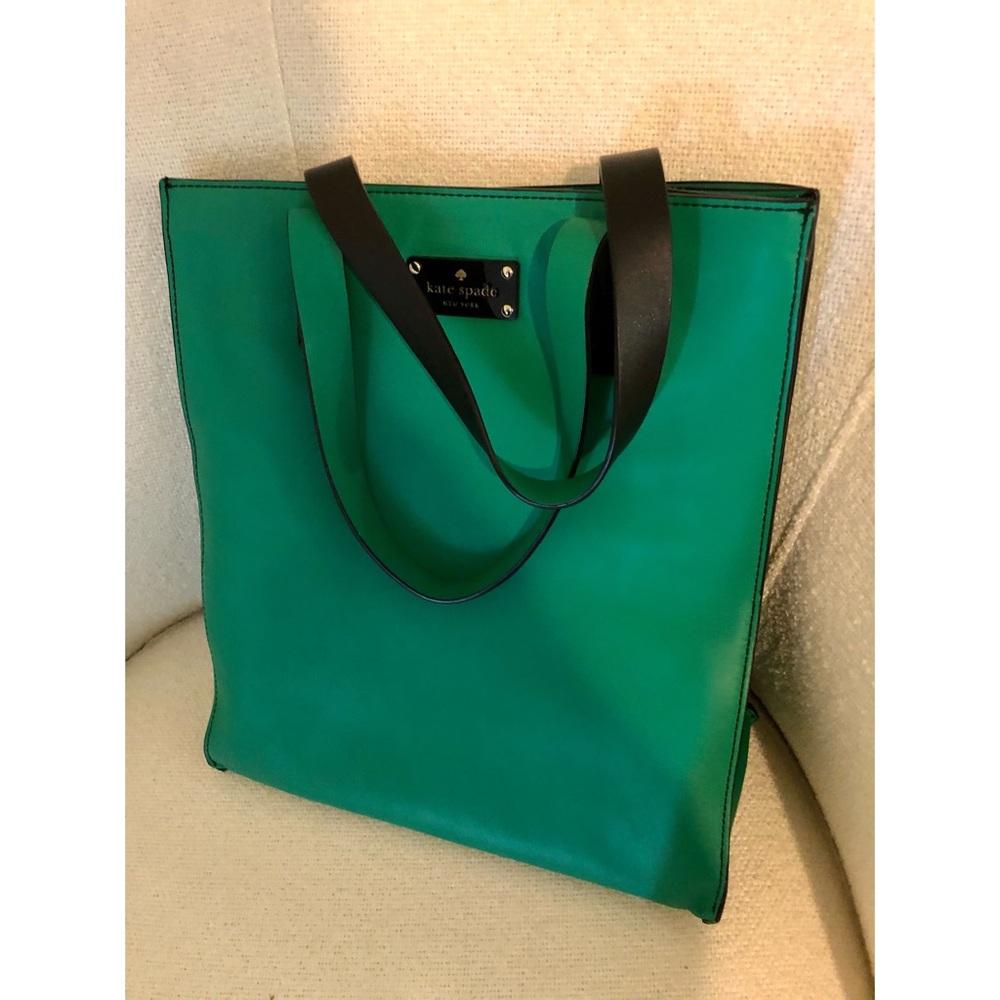 🔸 Kate Spade Tote Bag